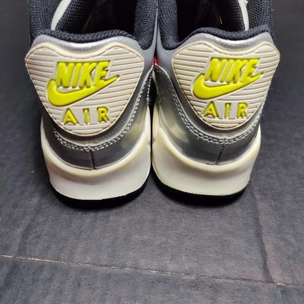 Nike Air Max 90 Metallic Silver Pink Neon Women's Big Girl Size 6.5Y